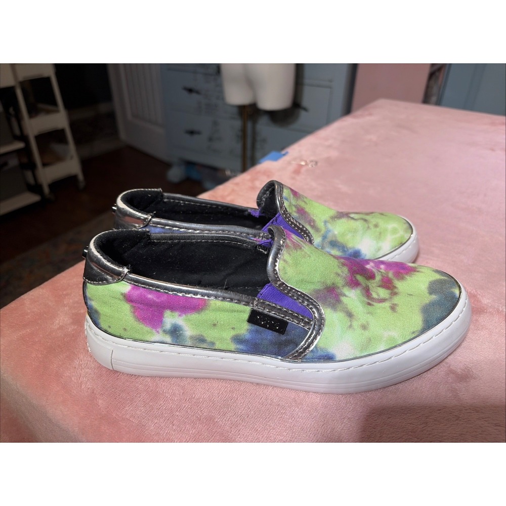 GBG Guess Shoes Womens 6 M Gollys Slip On Loafers Sneakers Multicolor Tie Dye